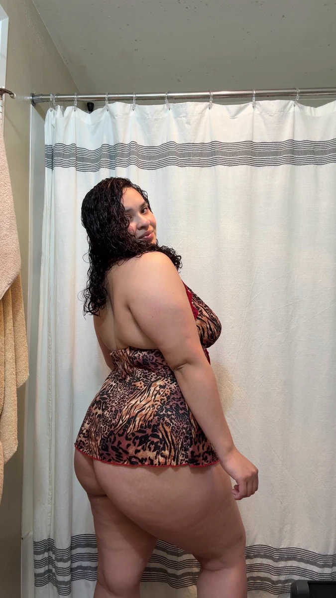 Locked Miss Caramell gallery photo